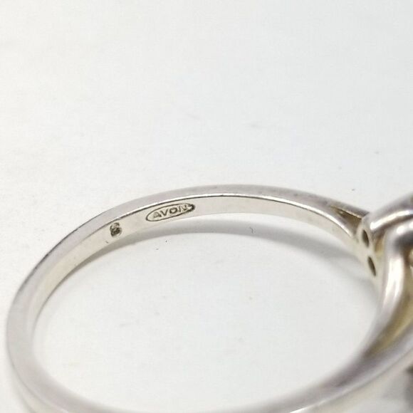 Vintage Avon Sterling Silver Purple Pear Shape Rhinestone Ring, Size 8 Band - Picture 4 of 9